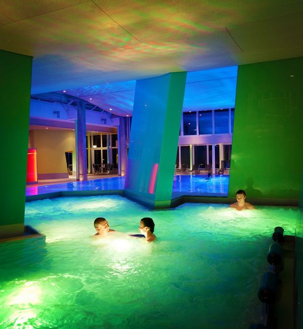 Badelandschaft in der Wellness-Welt