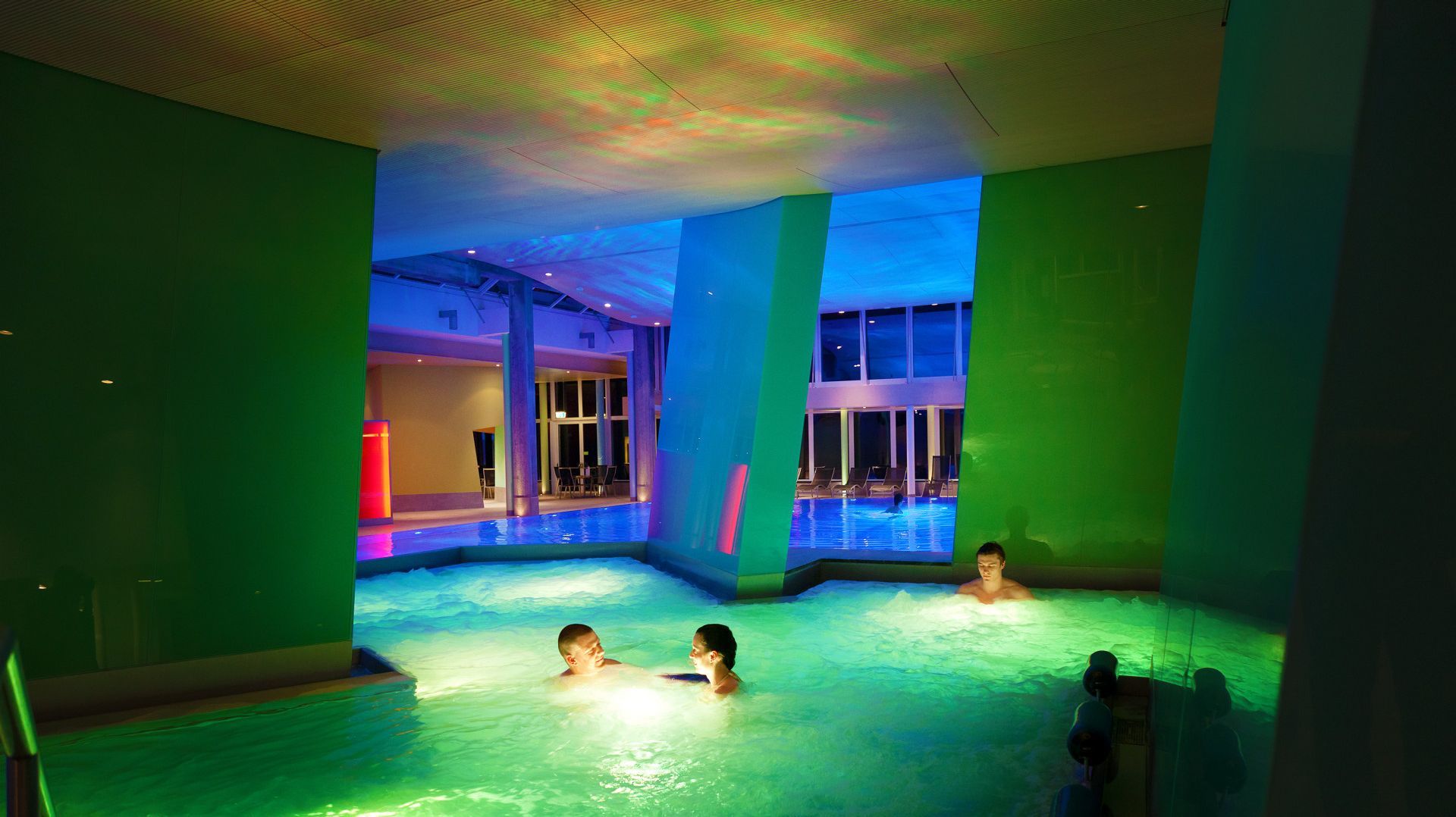 Sole-Sprudel im Innenbad