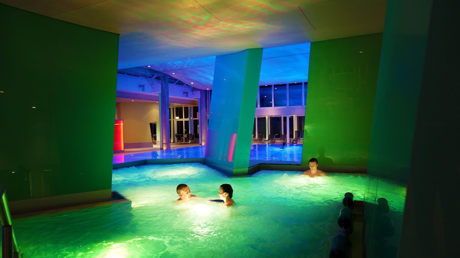 Sole-Sprudel im Innenbad