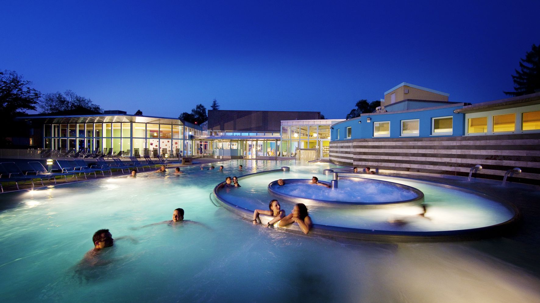 Aussenbecken in der Wellness-Welt sole uno Rheinfelden