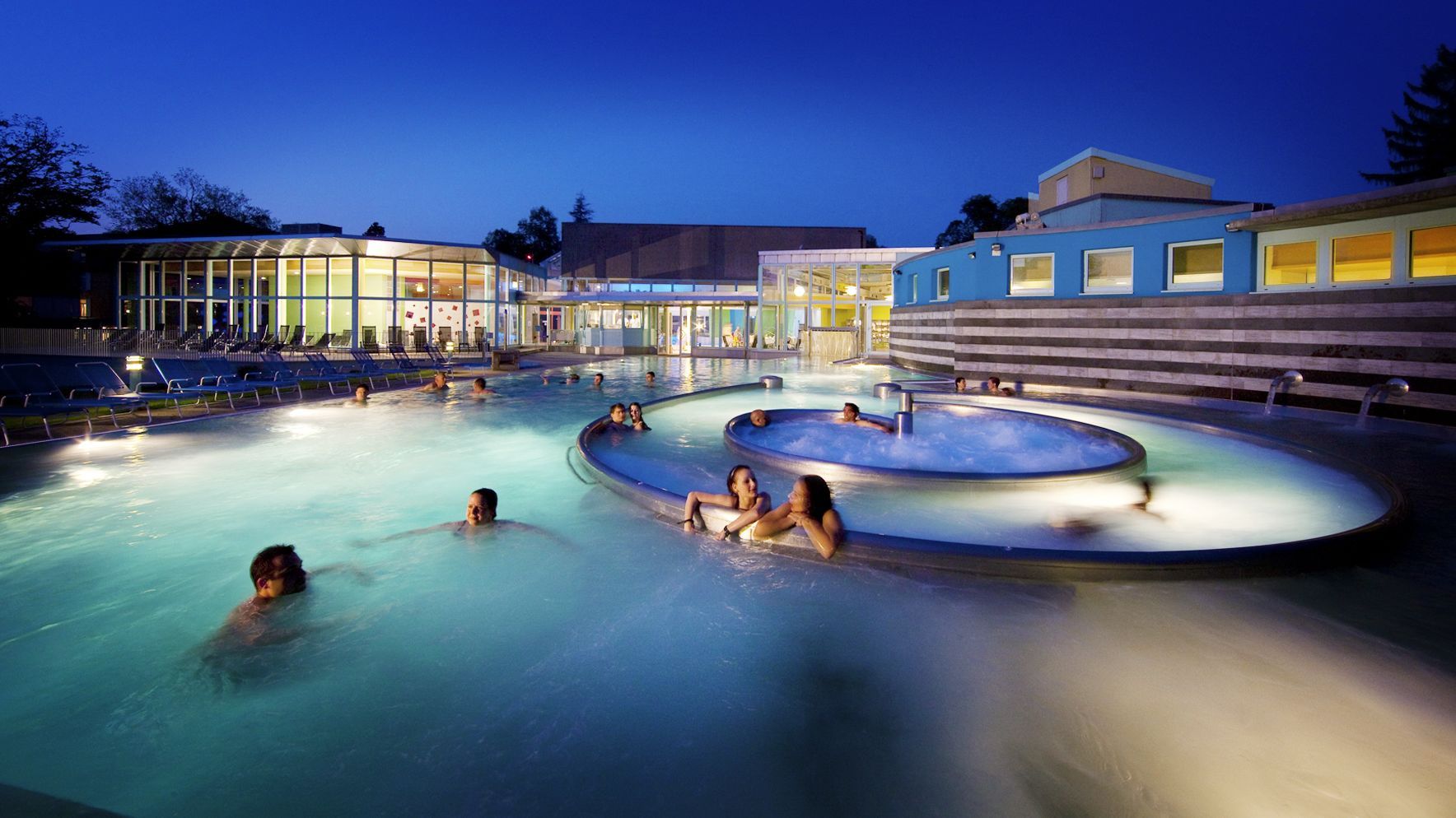 Aussenbecken in der Wellness-Welt sole uno Rheinfelden